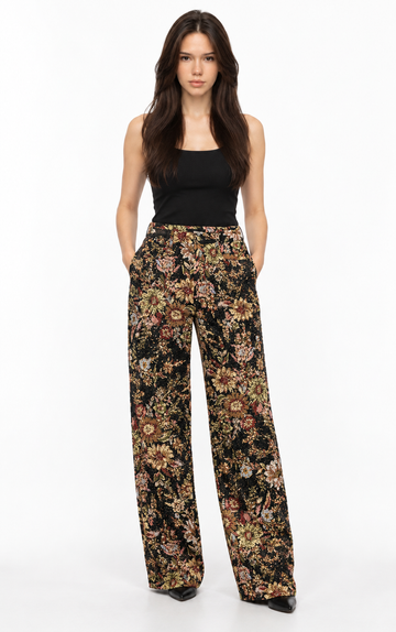 Calça Com Flores e Miçangas